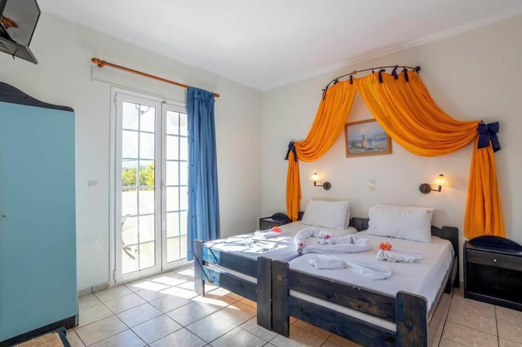 Anagenessis Resort Kalamaki  Bagian luar foto
